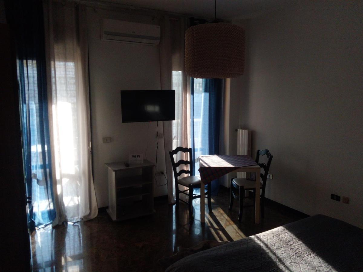 Executive Center Rooms Bari Bilik gambar